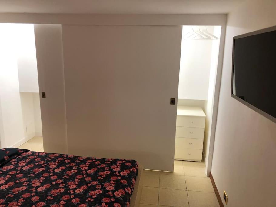 Bari For You - Guest House A 300Mt. Dal Mare ภายนอก รูปภาพ
