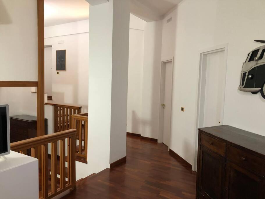 Bari For You - Guest House A 300Mt. Dal Mare ภายนอก รูปภาพ