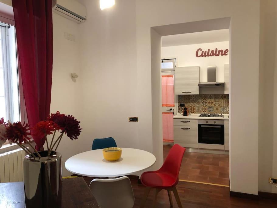 Bari For You - Guest House A 300Mt. Dal Mare ภายนอก รูปภาพ