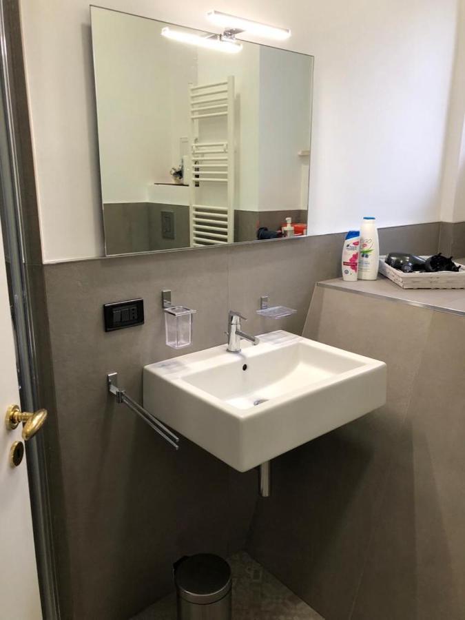 Bari For You - Guest House A 300Mt. Dal Mare ภายนอก รูปภาพ